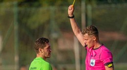 Rozhodca Šimon Ľaš.