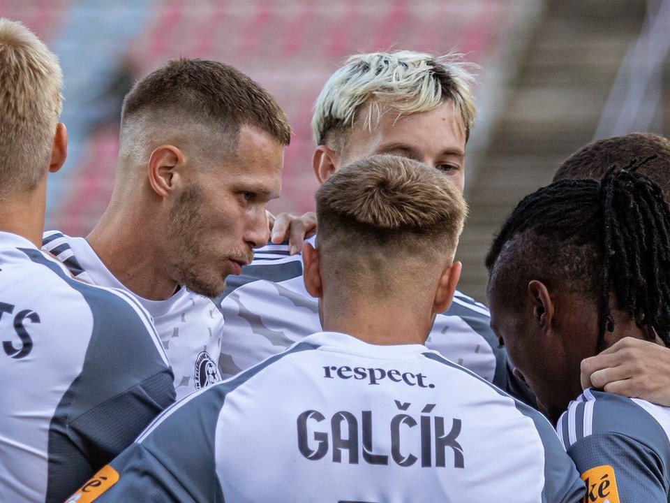 Futbalisti FK Železiarne Podbrezová.