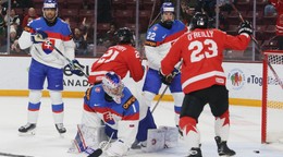 Fotka zo zápasu Slovensko - Kanada na MS v hokeji hráčov do 20 rokov 2026.