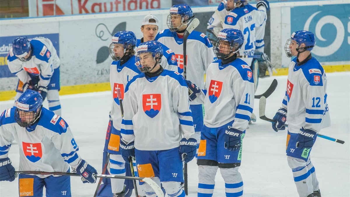 Hokejisti Slovenska do 18 rokov.