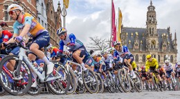 ONLINE: Cyklistická klasika Paríž - Roubaix 2026 dnes LIVE.