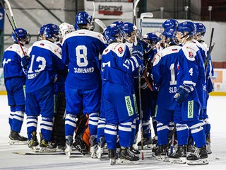 Slovenskí hokejisti do 16 rokov. 