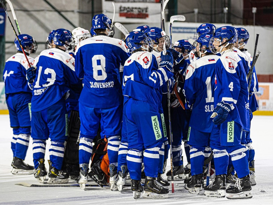 Slovenskí hokejisti do 16 rokov. 