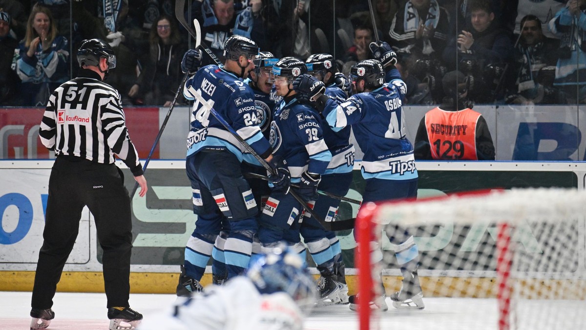 Gólová radosť hokejistov Nitry počas play-off Tipsport ligy 2025/26. 