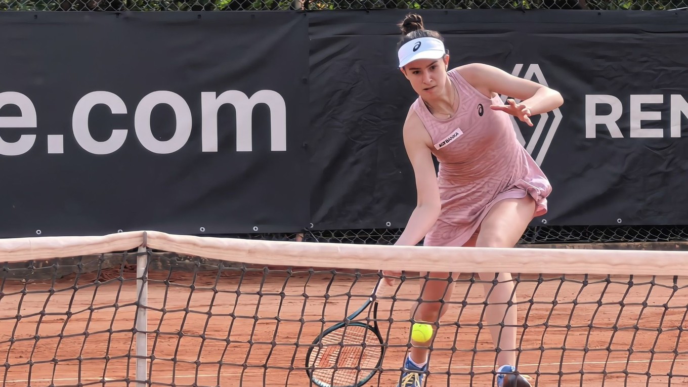 ONLINE: Mia Pohánková - Lea Boškovičová, Billie Jean King Cup 2026 (1. dvojhra).