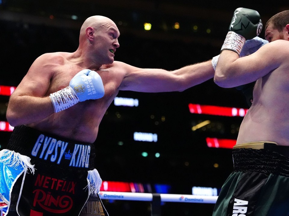 Tyson Fury v zápase s Arslanbekom Machmudovom