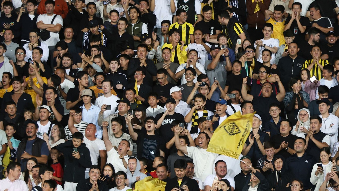 Fanúšikovia Kajratu Almaty.