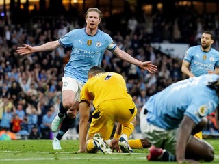 Kevin De Bruyne z Manchestru City sa raduje z gólu