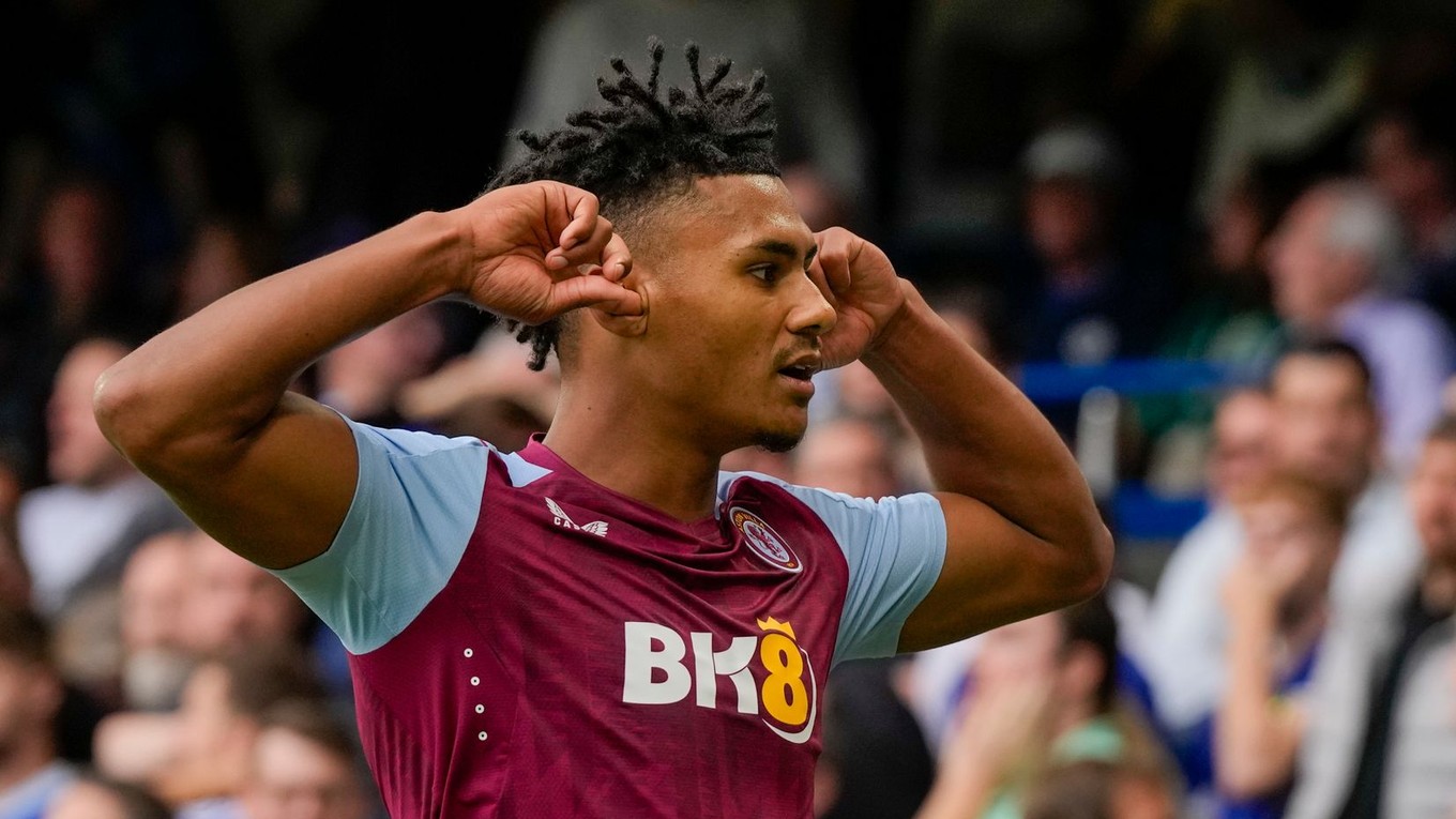 Útočník anglického klubu Aston Villa Ollie Watkins.