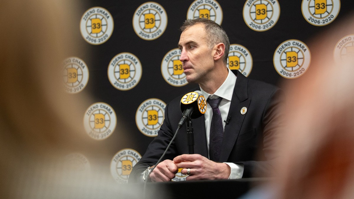 Zdeno Chára na tlačovej konferencii k vyradeniu čísla