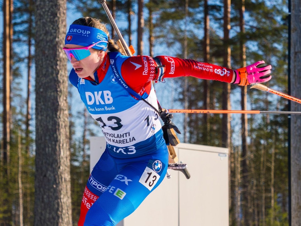 Paulína Bátovská Fialková počas pretekov s hromadným štartom v Kontiolahti. 