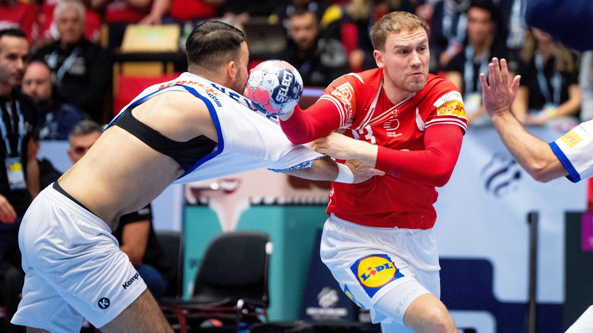 Momentka zo zápasu Dánsko - Portugalsko