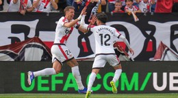 Rayo Vallecano oslavuje gól.