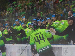 Hráči Žiliny sa radujú z gólu počas zápasu Tipos ligy.