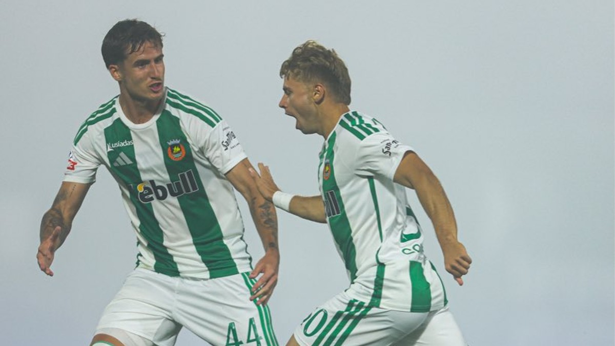 Roland Galčík (vpravo) v drese Rio Ave