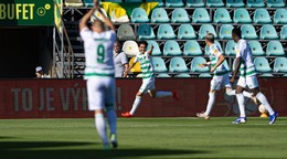 Hráči Skalice sa radujú z gólu v zápase 3. kola futbalovej Niké ligy medzi MŠK Žilina - MFK Skalica.