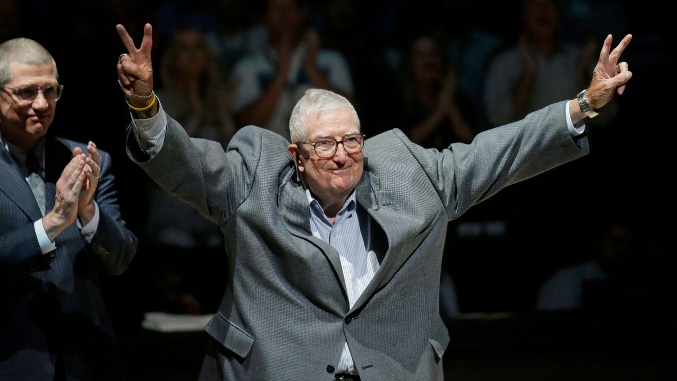 Tréner Frank Layden v roku 2017.