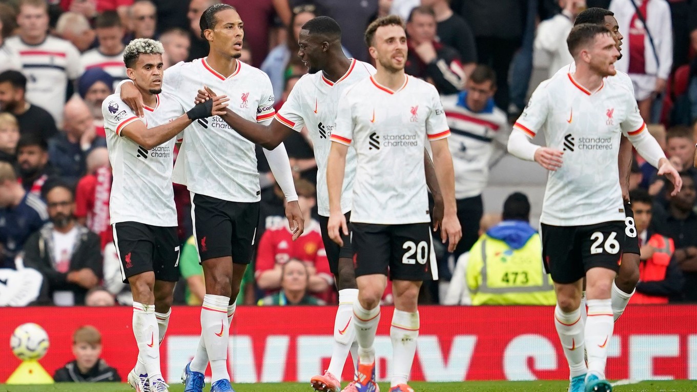 Hráči FC Liverpool po strelení gólu.