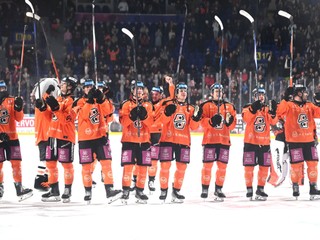 Na snímke radosť hráčov Košíc po víťazstve.