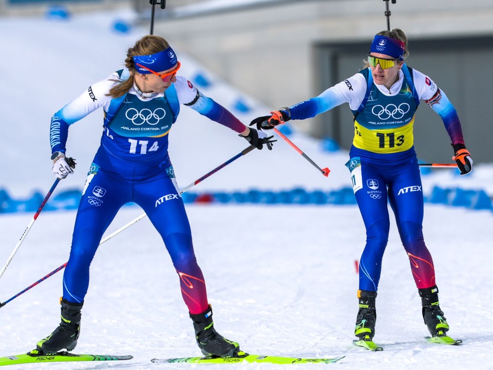 ONLINE: Slovenské biatlonistky dnes idú štafetu v biatlone na ZOH 2026.