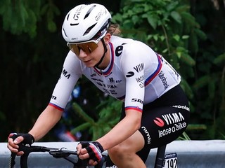 Viktória Chladoňová počas Giro d'Italia Women 2025. 