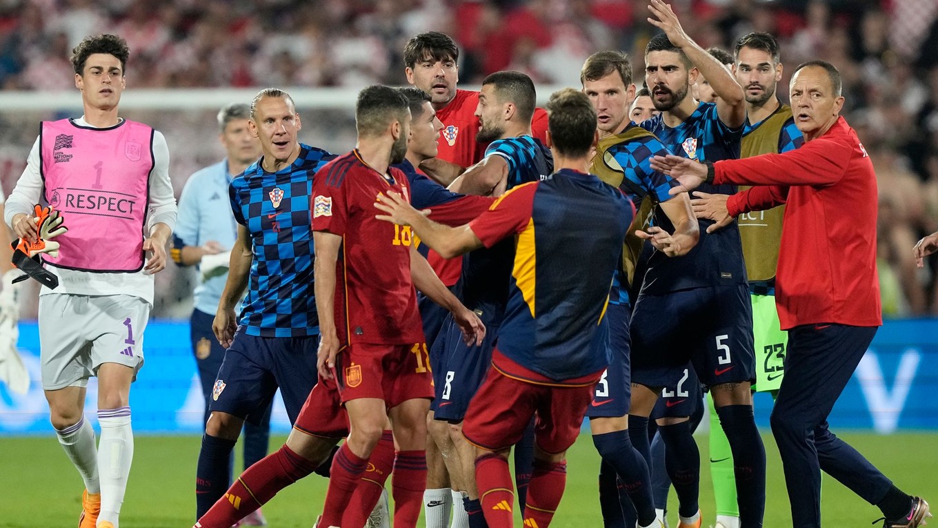 Momentka zo zápasu Chorvátsko - Španielsko vo finále Ligy národov.