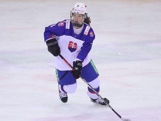 Slovenské hokejistky aj s Nelou Lopušanovou pokračujú na MS v hokeji žien do 18 rokov 2024.