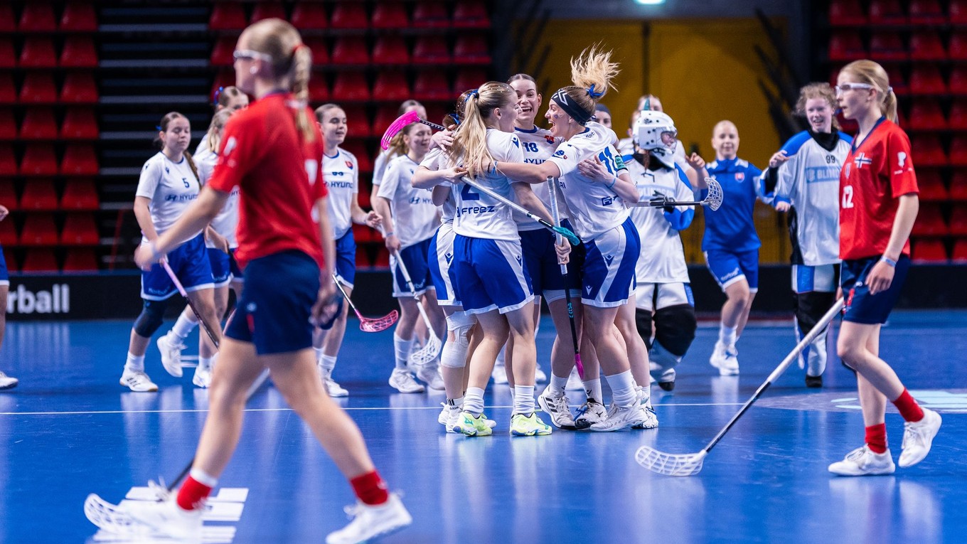 Slovenské florbalistky do 19 rokov