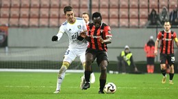 Michal Faško (vľavo) a Philip Azango v zápase FC Spartak Trnava - FC Košicev 18. kole Niké ligy.