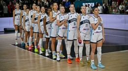 Tím ženskej basketbalovej reprezentácie SR.
