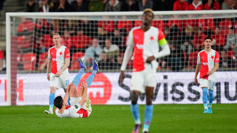 Slavia doplatila na veľkú chybu brankára, vyradil ju Feyenoord