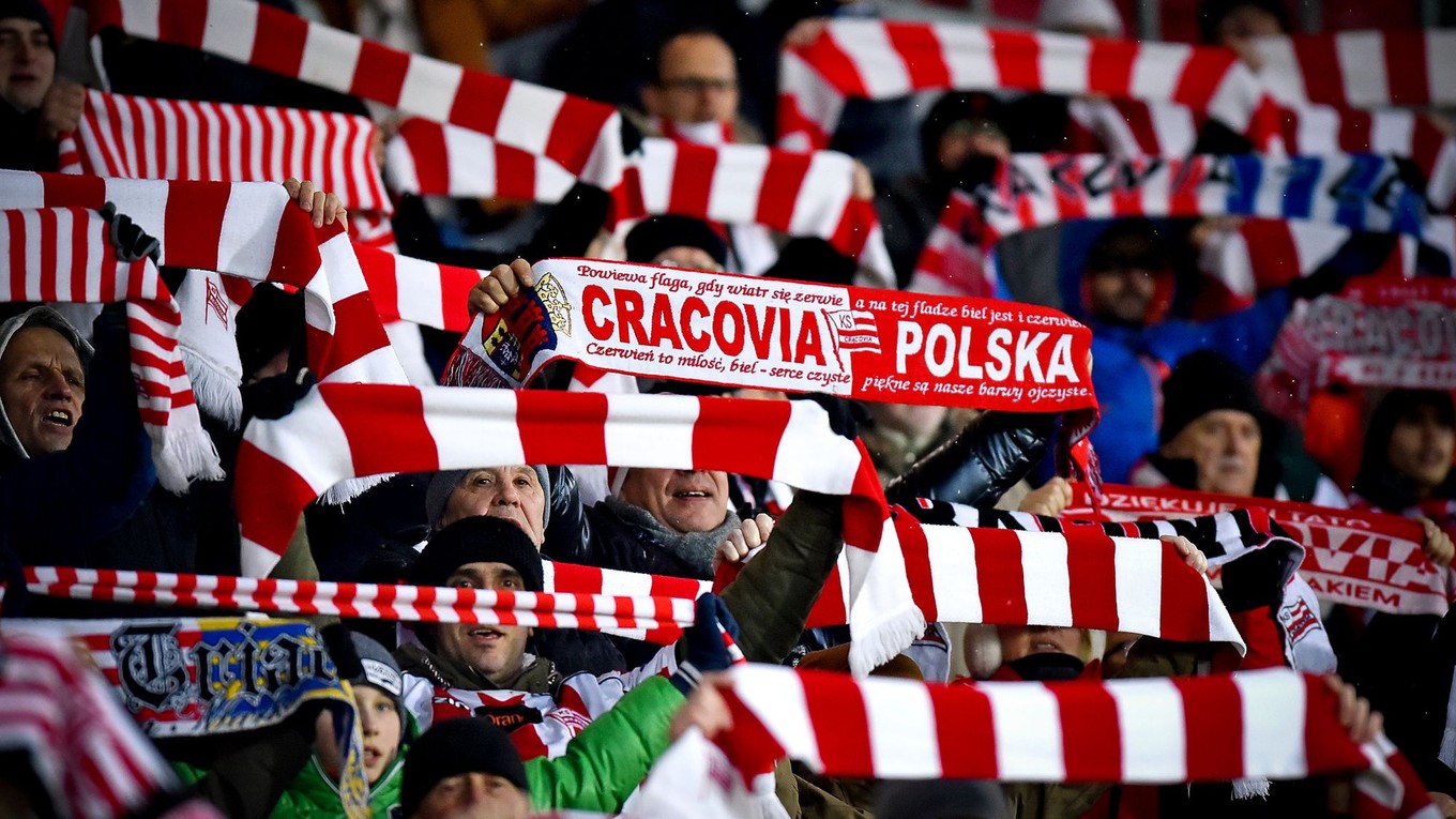 Fanúšikovia poľského klubu Cracovia Krakov.