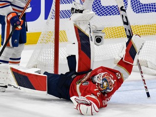 Sergej Bobrovskij v prvom zápase finále Stanley Cupu.