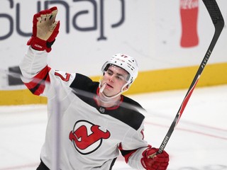 Šimon Nemec sa teší z gólu