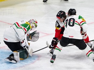 Fotka zo zápasu Rakúsko - Maďarsko na MS v hokeji 2026.