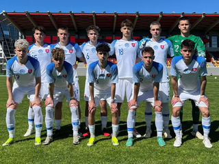 Slovenská reprezentácia do 16 rokov počas turnaja UEFA Development. 