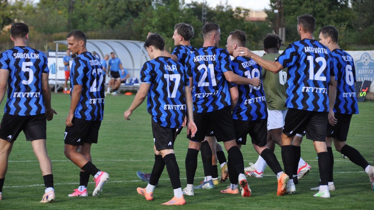 Futbalisti FK Slovan Kendice.
