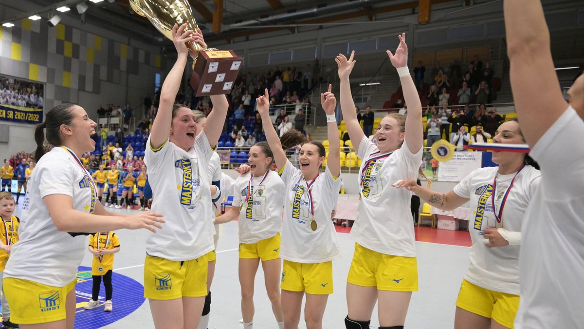 Hádzanárky MŠK Iuventa Michalovce.