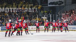 Radosť hráčov Pardubíc.