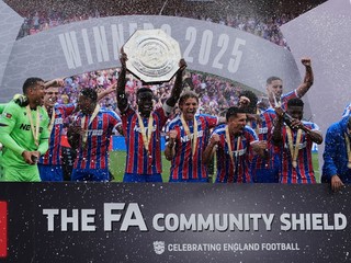 Futbalisti klubu Crystal Palace prvýkrát v histórii získali Community Shield. 