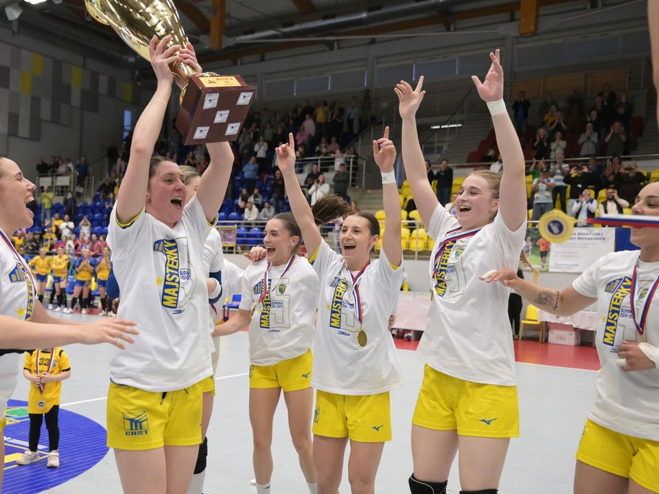 Hádzanárky MŠK Iuventa Michalovce.
