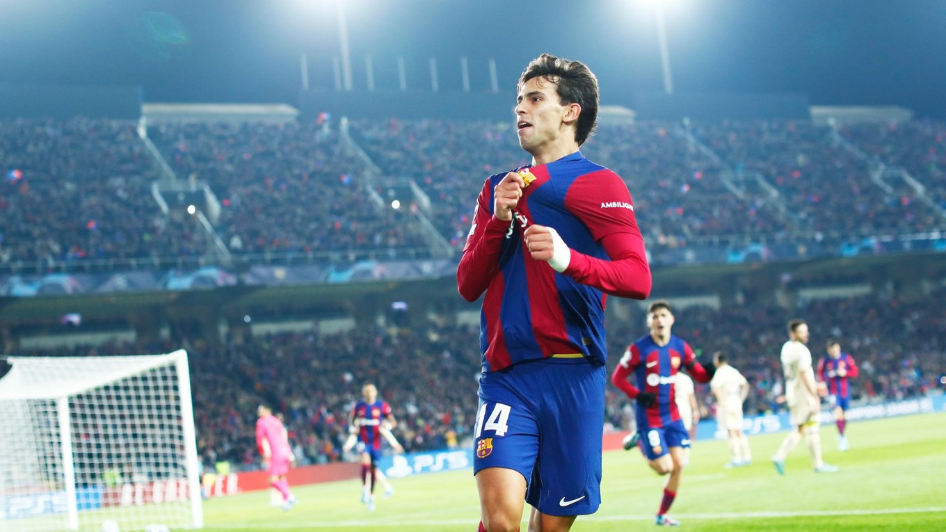 Joao Félix sa teší po strelenom góle v zápase FC Barcelona - Atlético Madrid.