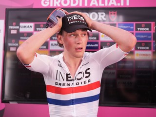 Joshua Tarling vyhral časovku na Giro d'Italia 2025