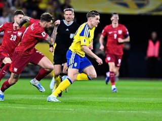 Fotka zo zápasu Švédsko - Poľsko vo finále baráže o MS vo futbale 2026.