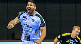 Na snímke vľavo Pavel Caballero Hernandéz (Prešov).