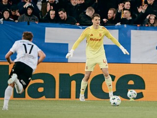 Jakub Surovčík proti Plzni