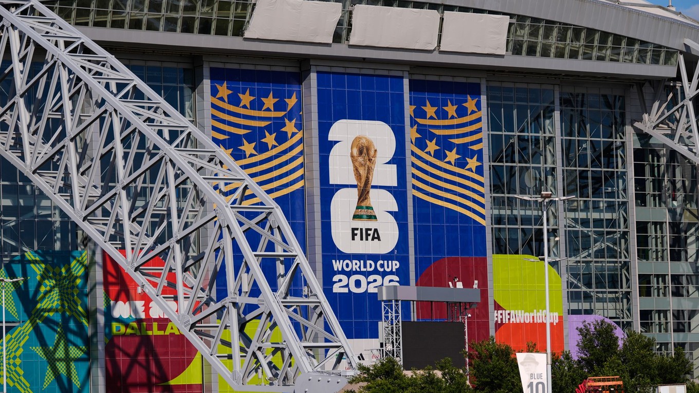 Štadión AT&T Stadium v Arlingtone v metropolitnej oblasti Dallasu
