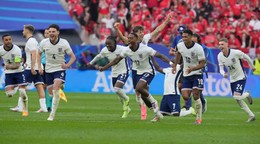 Futbalisti Anglicka oslavujú postup do semifinále EURO 2024.