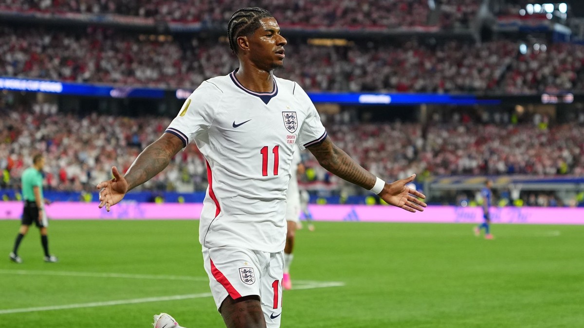 Anglický hráč Marcus Rashford  oslavuje gól počas zápasu L-skupiny Anglicko – Chorvátsko na MS 2026 vo futbale