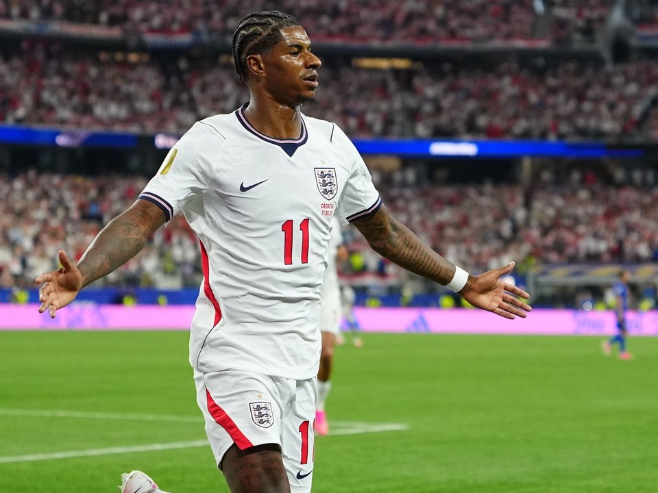 Anglický hráč Marcus Rashford  oslavuje gól počas zápasu L-skupiny Anglicko – Chorvátsko na MS 2026 vo futbale